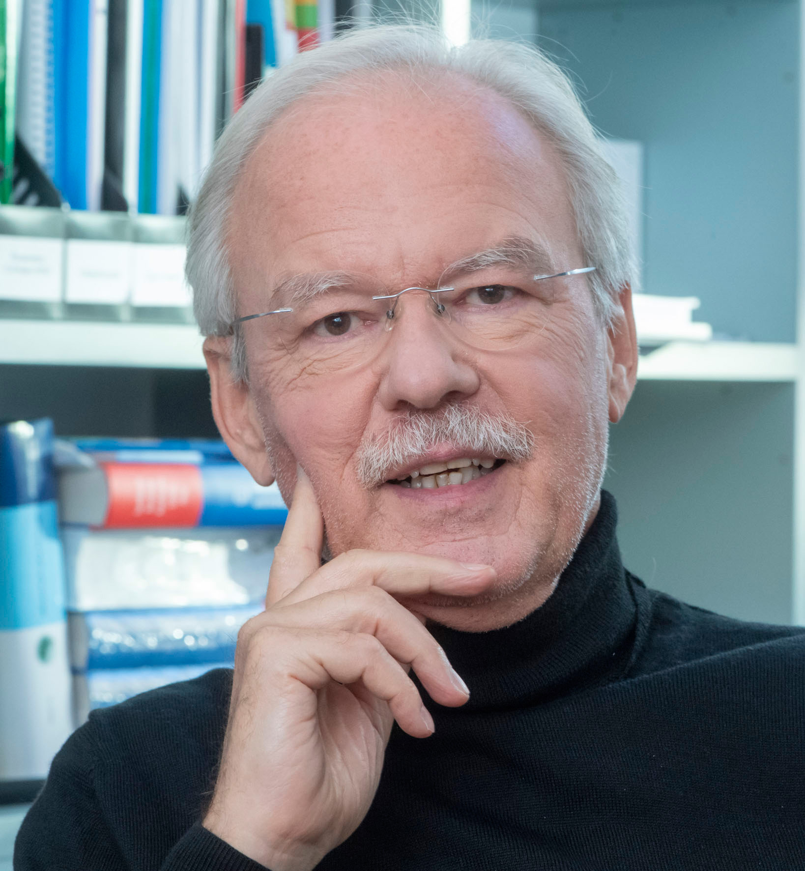 Prof. Dr. Dr. h.c. Stefan H.E. Kaufmann