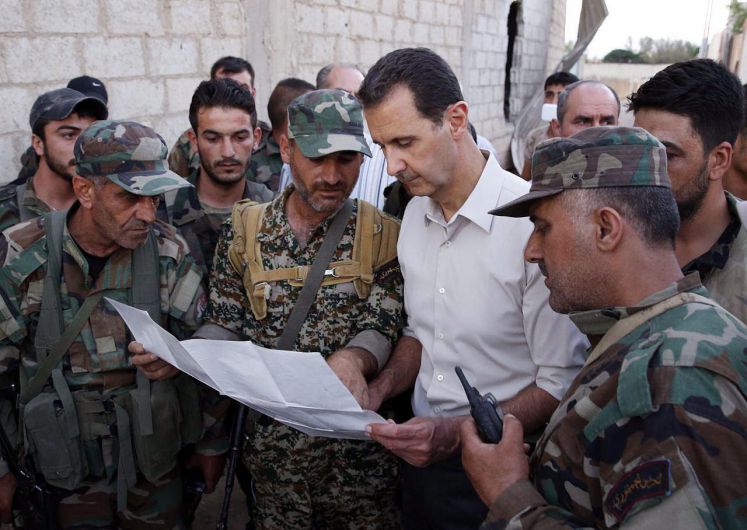 Syriens Präsident Assad berät sich mit Militärangehörigen