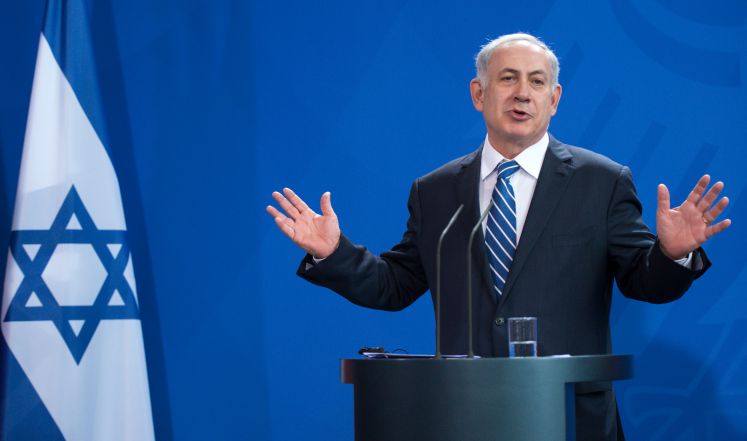 Israels Ministerpräsident Benjamin Netanjahu äußert sich am 16.02.2016 bei einer Pressekonferenz mit Bundeskanzlerin Merkel zu den Deutsch-Israelischen Regierungskonsultationen im Bundeskanzleramt in Berlin
