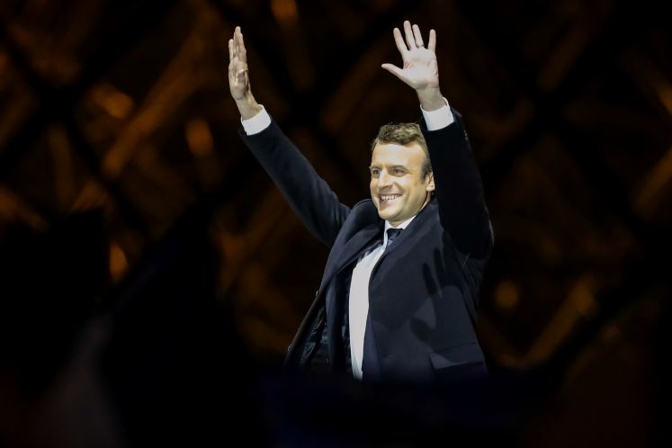 Emmanuel Macron in Jubelpose