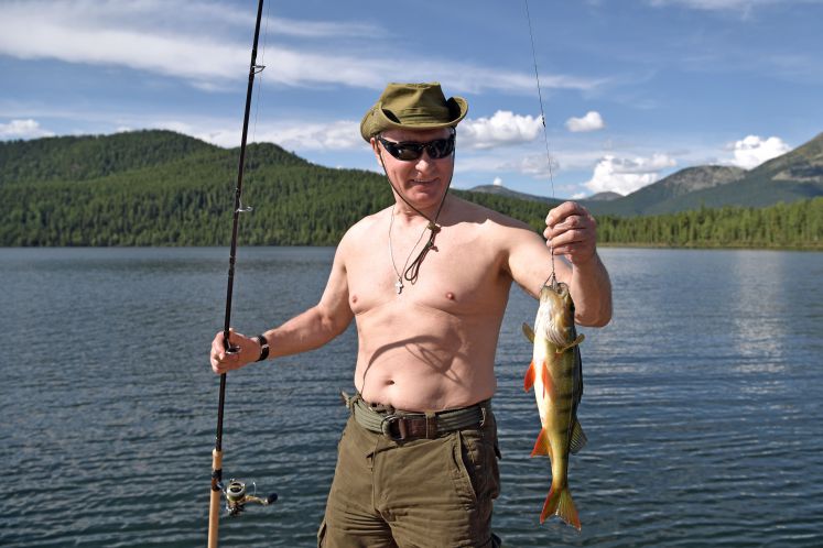 Wladimir Putin beim Angeln