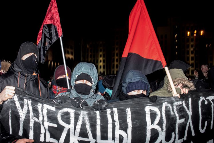 Anarchistischer Block während der Proteste am 17. Februar auf dem Minsker Unabhängigkeitsplatz