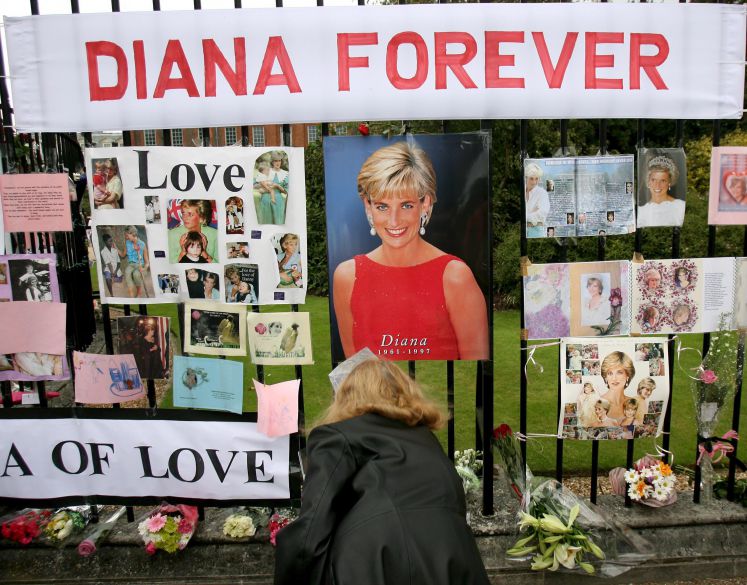 Beileidsbekundungen für Lady Diana. Prinzessin von Wales. Vor 20 Jahren war sie bei einem Autounfall ums Leben gekommen