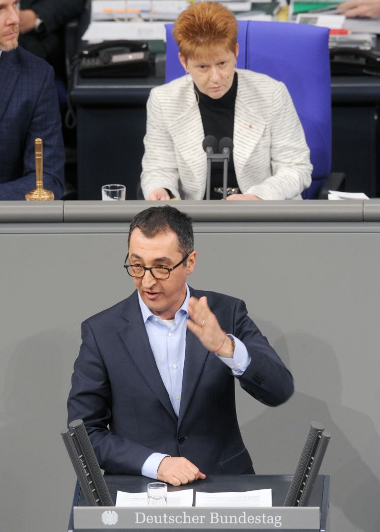 Cem Özdemir greift die AfD an im Deutschen Bundestag