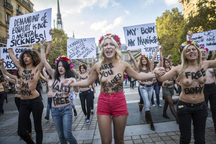 Femen-Aktivistinnen in Paris