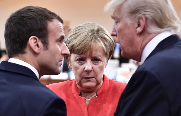 Emmanuel Macron, Angela Merkel und Donald Trump