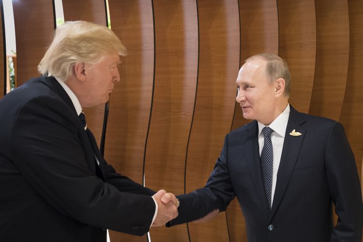 Donald Trump und Wladimir Putin beim G20-Gipfel in Hamburg 2017