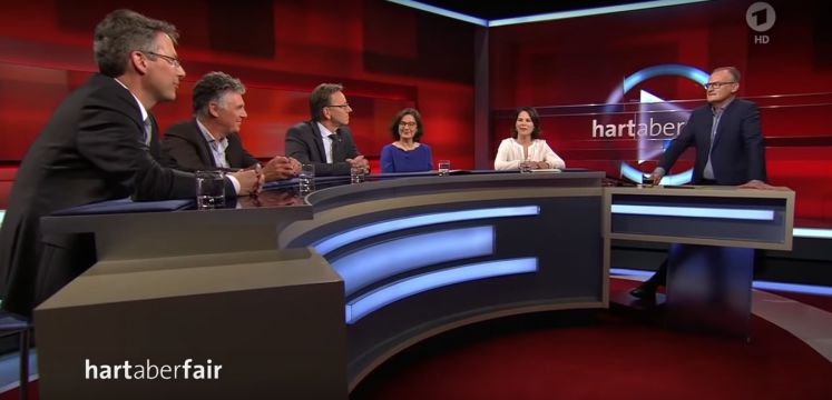 Diskussionsrunde im ARD bei "Hart aber fair" mit Frank Plasberg