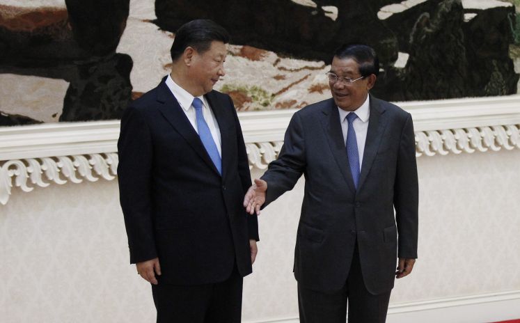 Xi Jinping und Hun Sen 