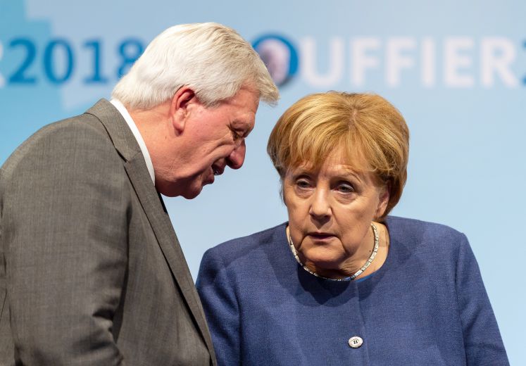 Volker Bouffier und Angela Merkel 