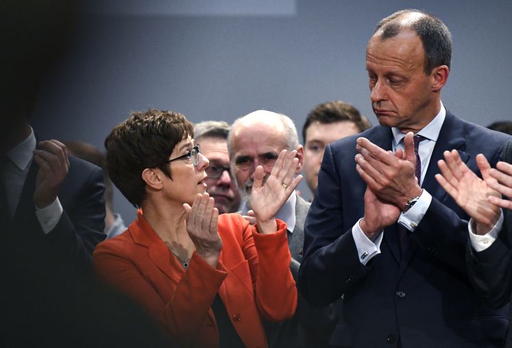 CDU-Chefin Annegret Kramp-Karrenbauer und Friedrich Merz in Eslohe an einer Wahlkampfveranstaltung zur Europawahl der CDU teil