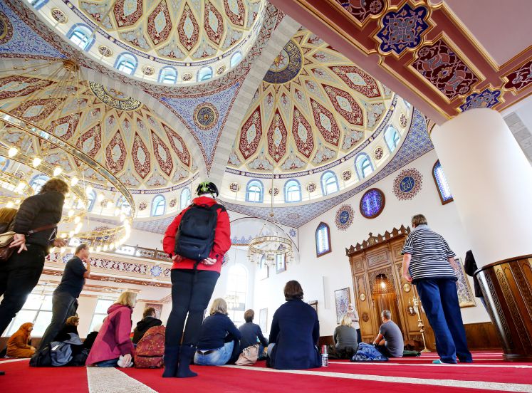 gebetsruf-moscheen-kulturkampf-muezzin-religionsfreiheit-verfolgte-minderheiten