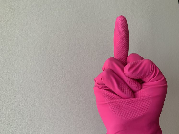 cancel-culture-periode-pinky-gloves-pinkygate-vox-hoehle-des-loewen