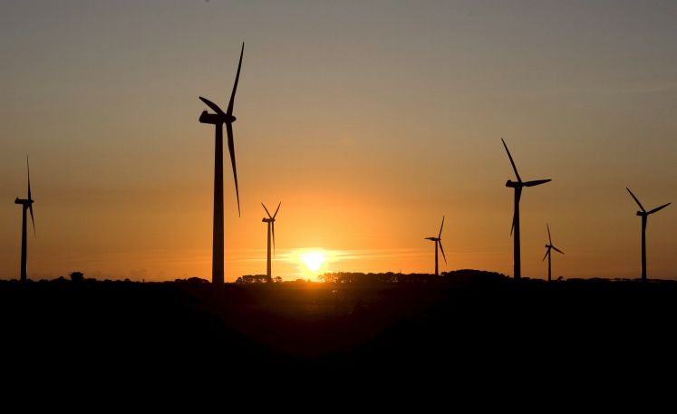frankreich-windenergie-atomkraft-windparks-off-shore-fischer-jakobsmuscheln