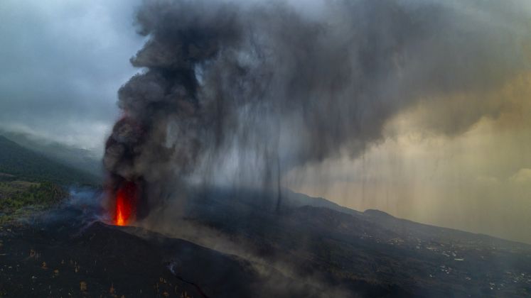 Ausbruch des Vulkans Cumbre Vieja auf La Palma / dpa
