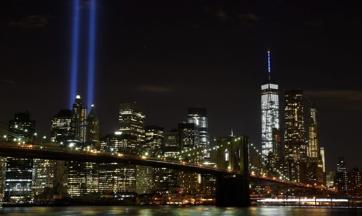 Lichtsäulen erinnern an das zerstörte World Trade Center