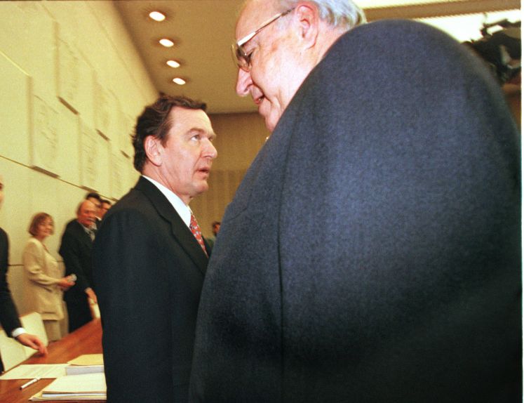 Gerhard Schröder, Helmut Kohl