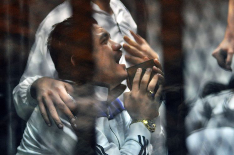 Diesem Angeklagten droht die Todesstrafe. Er und zehn weitere Personen sollen für die Unruhen bei einem Fußballspiel in Port Said 2012 mit Dutzenden Toten verantwortlich gewesen sein, urteilten ägyptische Richter.