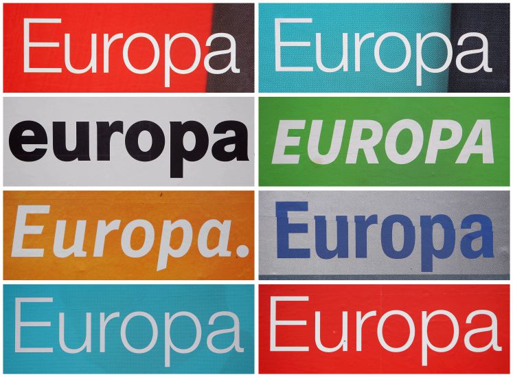 Der Schriftzug „Europa“ auf verschiedenen Plakaten der Parteien zur kommenden Europawahl.