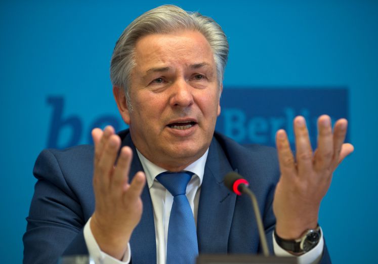Der Regierende Bürgermeister von Berlin Klaus Wowereit tritt zurück