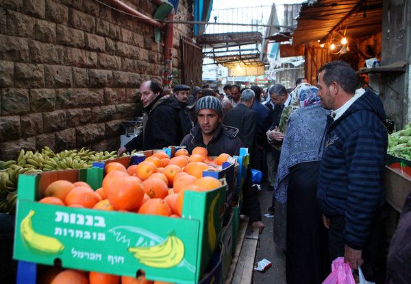 Orangen auf einem Markt in Ramallah