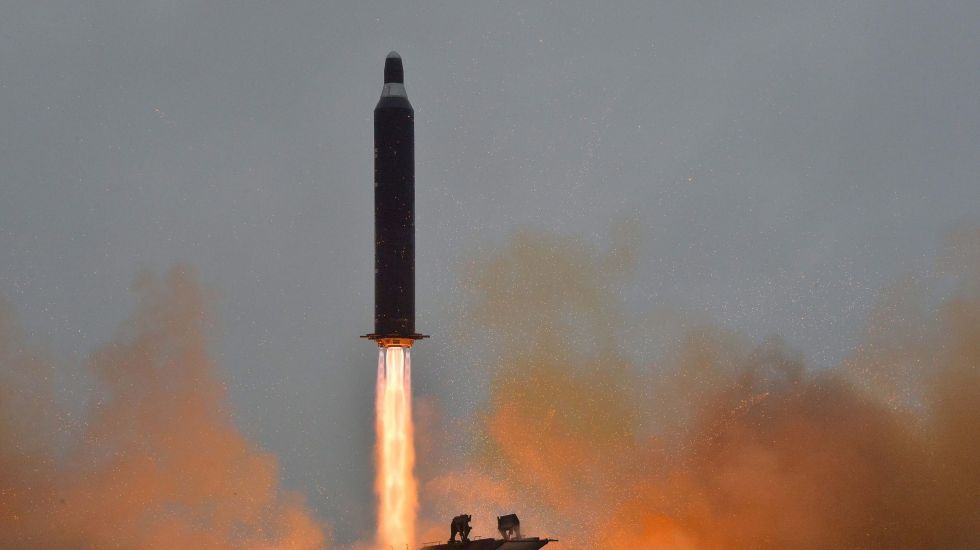 Undatiertes Bild einer nordkoreanischen Langstreckenrakete