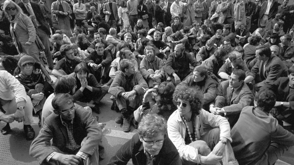 Sitzdemonstration von Frankfurter Studenten 1967
