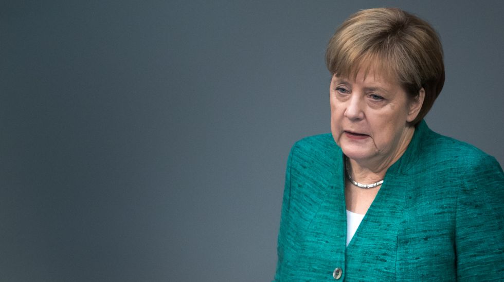 Angela Merkel bei ihrer Regierungserklärung im Deutschen Bundestag