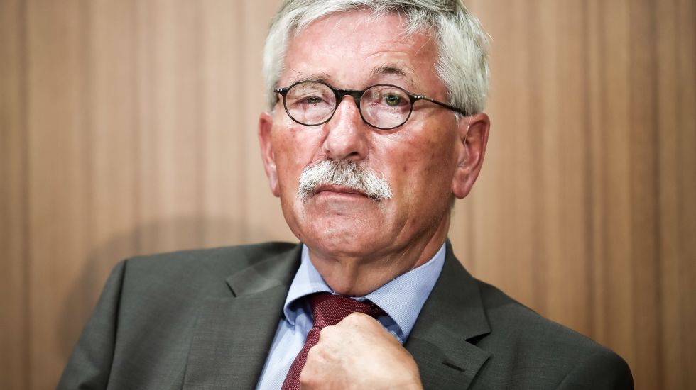 Der ehemalige Berliner Finanzsentor Thilo Sarrazin, aufgenommen am am 12.09.2016 in Berlin bei der Vorstellung des Buches "Deutschland gehört auf die Couch!" der Alfa-Politiker Henkel und Starbatty.