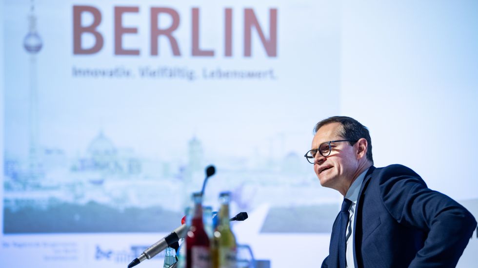 Michael Müller (SPD), Regierender Bürgermeister von Berlin, äußert sich bei einer Pressekonferenz im Smart Data Forum am Fraunhofer Heinrich-Hertz-Institut zum Jahresauftakt zur Agenda seiner rot-rot-grünen Regierung für 2019.