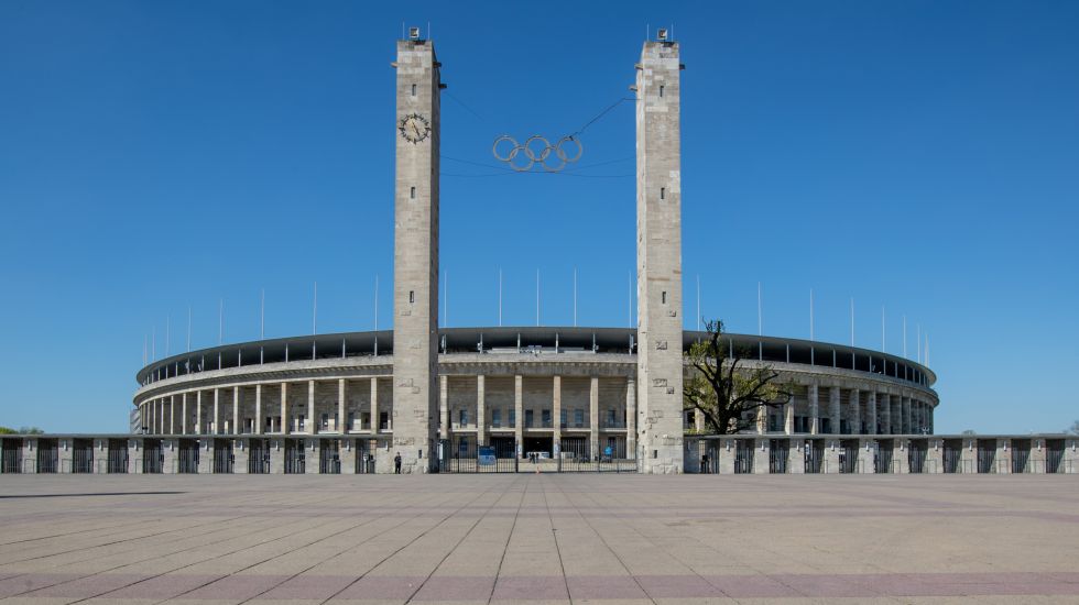 neugestaltung-berliner-olympiastadion-autobahnen-nationalsozialismus-geschichte-denkmalschutz