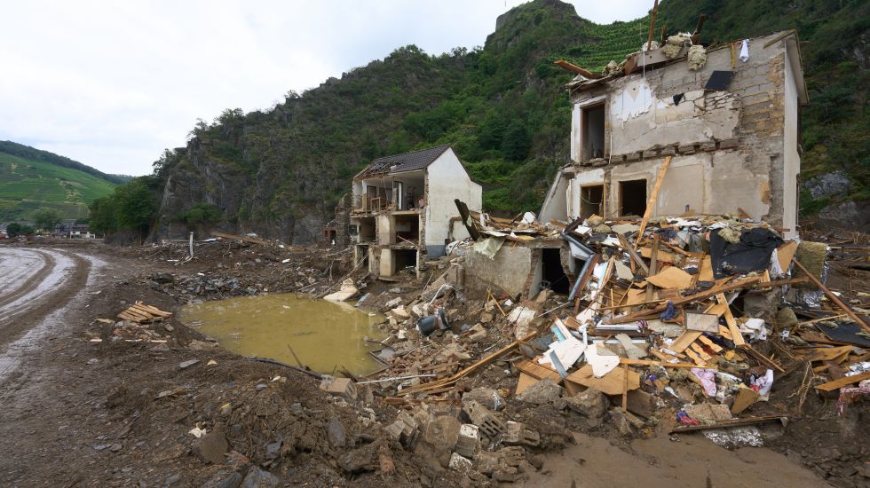 Von der Flut zerstörte Häuser an der Ahr