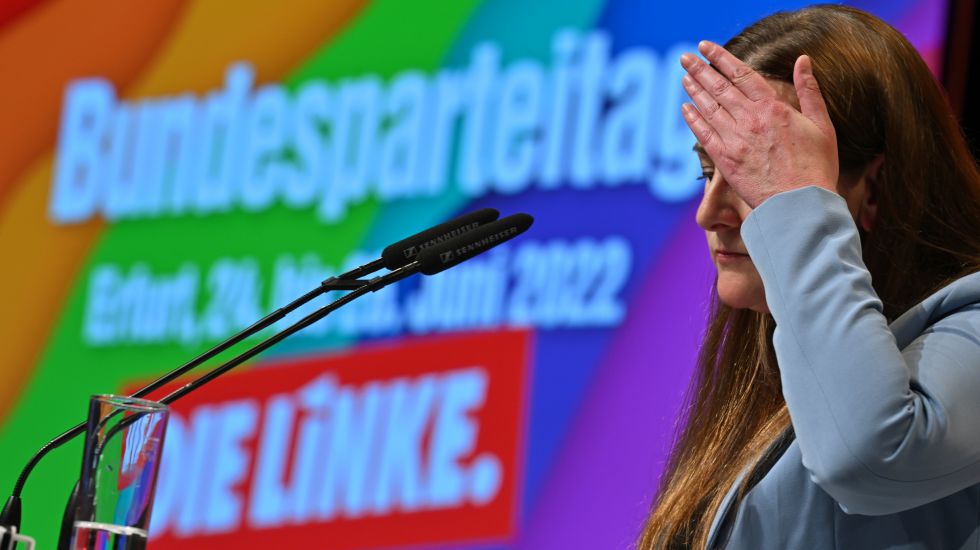 Die-Linke-Bundesparteitag-in-Erfurt-Wie-sich-eine-Partei-selbst-abschafft