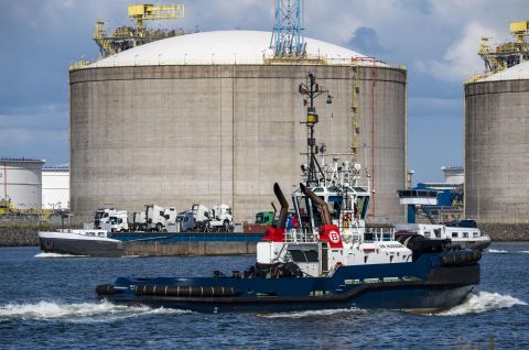 LNG-Importterminal im Seehafen von Rotterdam