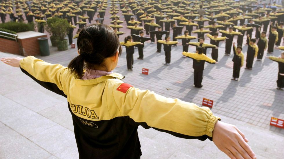 Morgengymnastik in einer chinesischen Privatschule