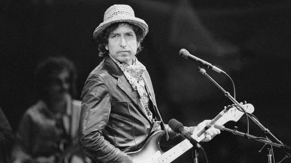 Bob Dylan bei einem Konzert 1984